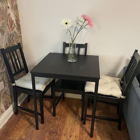 Flamingo Apartments Woolwich Free Parking And Wi-Fi London Eksteriør bilde